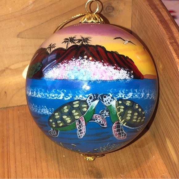 Aloha Maui Reverse Inside Painted Glass Christmas Ornament Lovers Tropical. - Picture 3 of 5